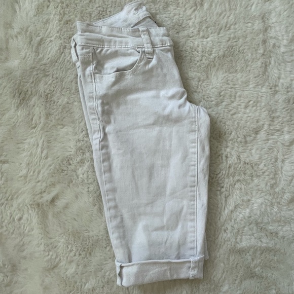 🌻3/$15 American Eagle White Denim Stretch Shorts - Picture 3 of 5